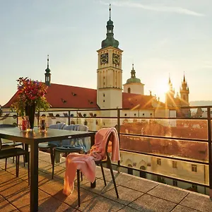 Rybna 9- Old Town Apartament